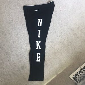 Womens Nike black legginings